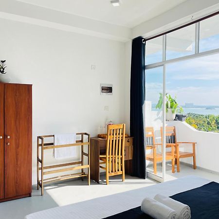 Regal Heights Hotel Weligama Buitenkant foto